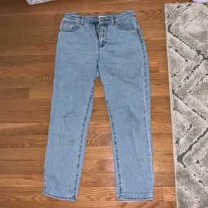 Pacsun mom jeans! Size US 4